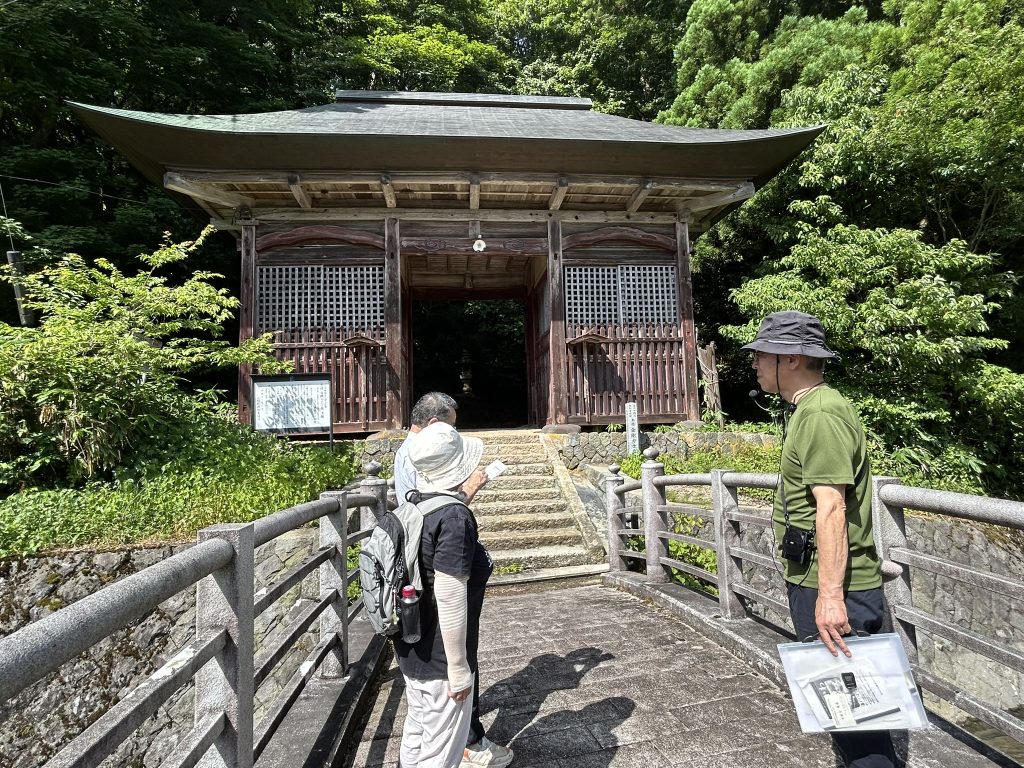 御諸皇子神社